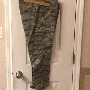 Gap skinny boyfriend capris